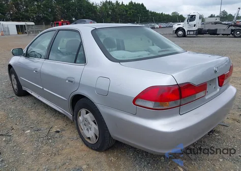 2002 Honda Accord 3.0 Lx z USA, uszkodzony, nr VIN 1HGCG16402A048301
